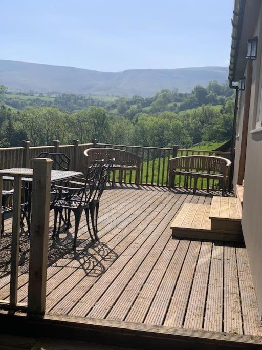 Cottage With Outstanding Views Velindre  Exterior photo